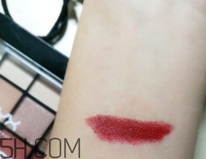 mac dubonnet多少錢？mac dubonnet牛血色口紅專柜價(jià)