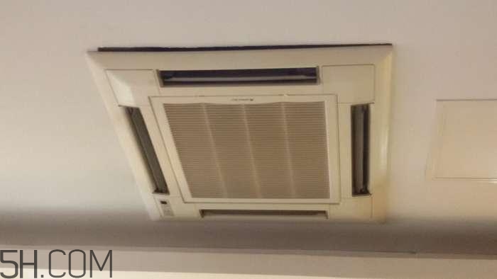 冬天用哪種類型的空調(diào)比較好？冬天用吸頂式空調(diào)好嗎？