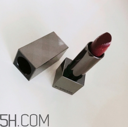 burberry97口紅多少錢？burberry巴寶莉97號牛血色專柜價