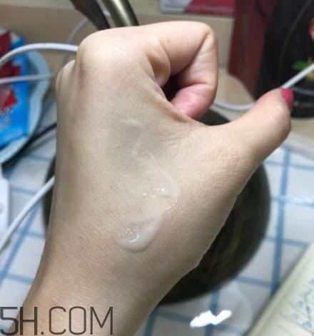 春紀(jì)新彈力嬌嫩菁華乳好用嗎？春紀(jì)新彈力嬌嫩菁華乳評(píng)測(cè)
