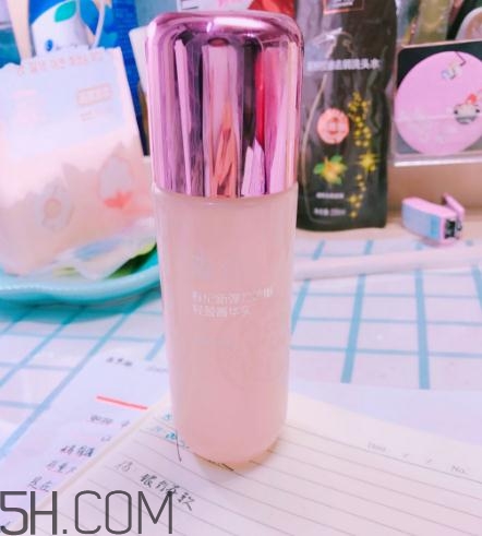 春紀(jì)新彈力嬌嫩菁華乳好用嗎？春紀(jì)新彈力嬌嫩菁華乳評(píng)測(cè)