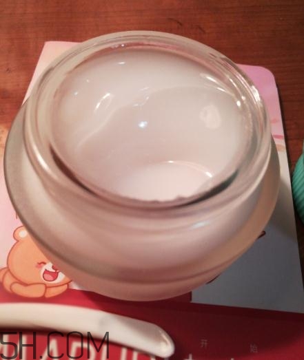 春紀乳酸君保濕凝露好用嗎？春紀乳酸君保濕凝露評測