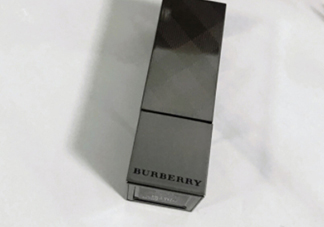 burberry口紅97和93哪個好看？burberry巴寶莉97和93對比