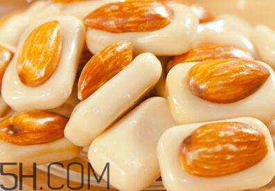 冬天容易長(zhǎng)胖嗎？是冬天容易長(zhǎng)胖還是夏天容易長(zhǎng)胖？