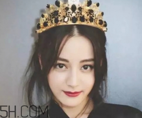 玫紅色口紅配什么眼影？玫紅色口紅眼影顏色搭配