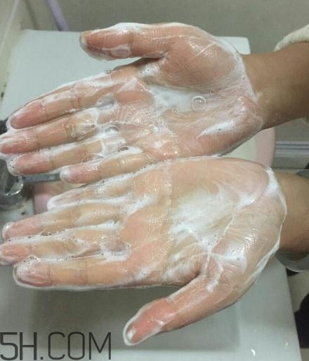 春紀咖啡清膚潔面乳好用嗎？春紀咖啡清膚潔面乳評測