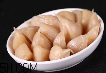 大蒜泡冰糖怎么做？大蒜泡冰糖真的能治腎虛嗎？