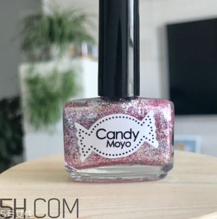 candy moyo和miss candy區(qū)別 膜玉和糖果小姐哪個好？