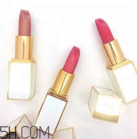 涂口紅前用bb打底可以嗎？最近比較火的口紅品牌有哪些？