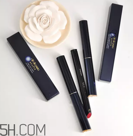涂口紅前用bb打底可以嗎？最近比較火的口紅品牌有哪些？