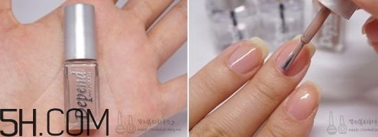 什么牌子指甲油好用？2018清新美甲圖片最新款