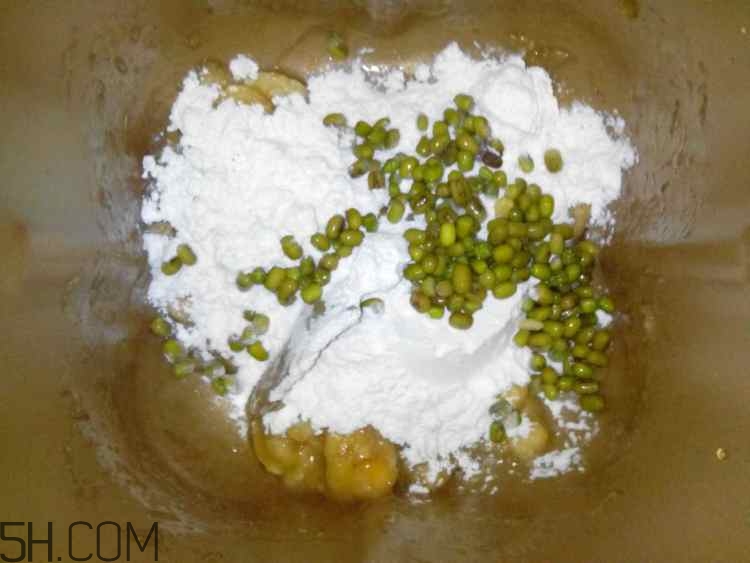 綠豆糕和香蕉能一起吃嗎？吃了綠豆糕還能吃香蕉嗎？