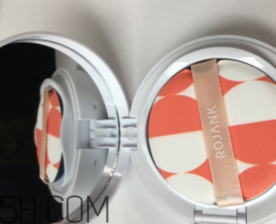 rojank茹妝這個牌子怎么樣？茹妝化妝品好用嗎？