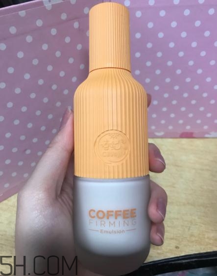 春紀咖啡醒膚緊致乳好用嗎？春紀咖啡醒膚緊致乳評測
