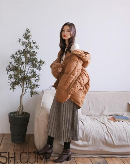 棉服搭配長裙好看嗎？棉襖搭配長裙圖片