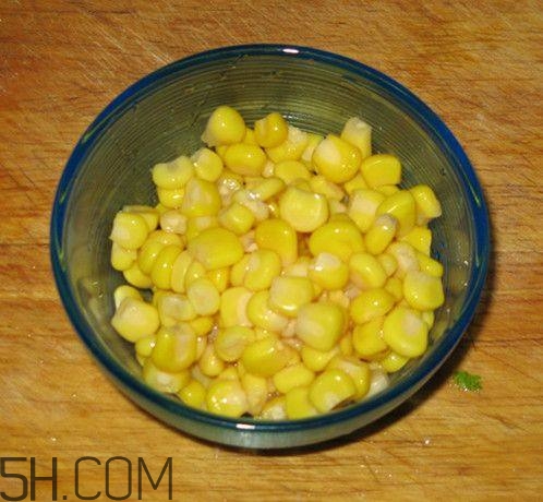 畸形果蔬營養(yǎng)價值更高？畸形果蔬是什么原因引起的？