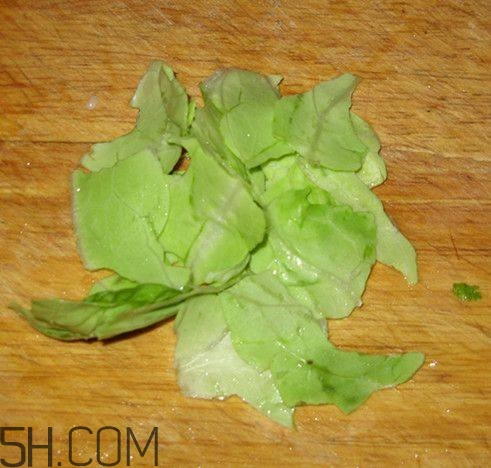 畸形果蔬營養(yǎng)價值更高？畸形果蔬是什么原因引起的？