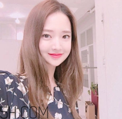 2018流行什么發(fā)色？2018流行發(fā)色