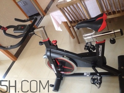 動(dòng)感單車多少錢一臺(tái)？動(dòng)感單車什么牌子比較好？