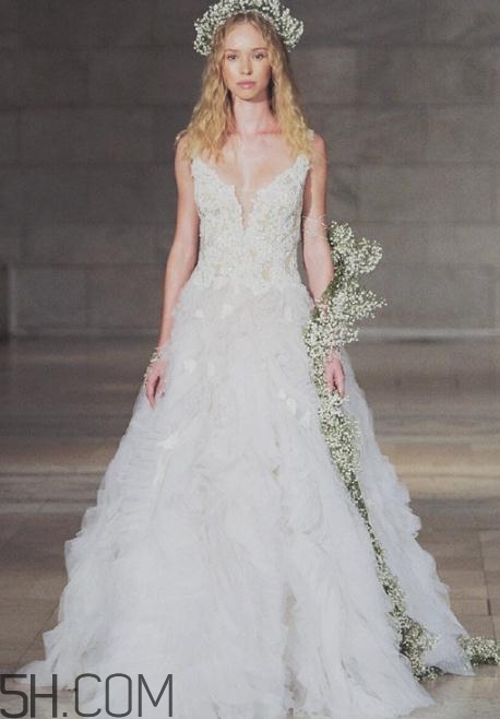 reem acra2018秋冬婚紗系列好看嗎_有哪些款式？