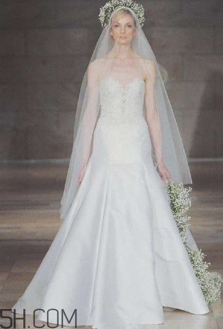reem acra2018秋冬婚紗系列好看嗎_有哪些款式？