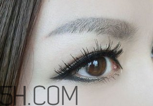 怎么紋美瞳線好看？紋美瞳線的危害