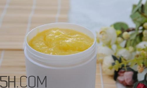 蜂王漿的營養(yǎng)成分有哪些？怎么辨別真假蜂王漿？