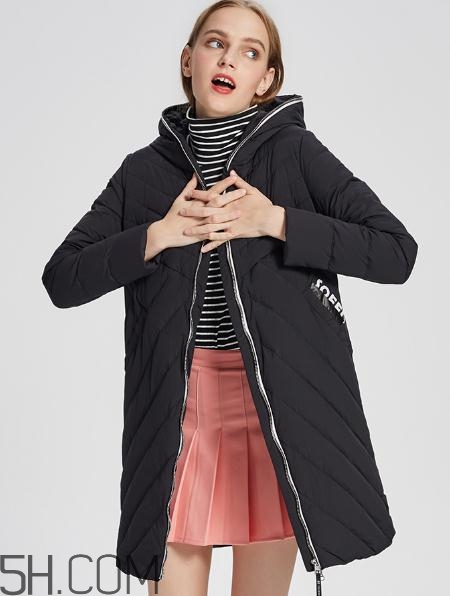 艾萊依羽絨服有折扣嗎？艾萊依羽絨服廠家在哪？