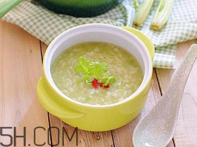 吃什么會(huì)導(dǎo)致頭痛？緩解頭痛的方法有哪些？