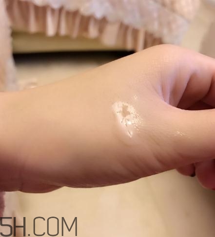 春紀(jì)眼霜怎么樣？春紀(jì)眼霜好用嗎？