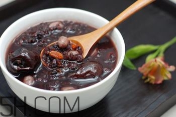 女性哪個(gè)部位最脆弱？女性吃什么養(yǎng)生？