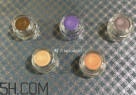 suqqu2018春季彩妝多少錢？suqqu化妝品產(chǎn)品介紹