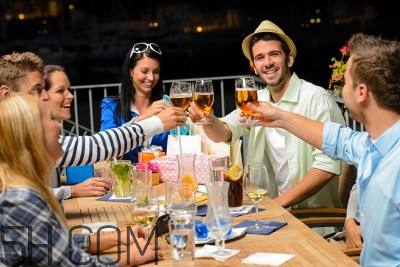 導(dǎo)致結(jié)石的原因有哪些？哪些飲食習慣容易導(dǎo)致結(jié)石？