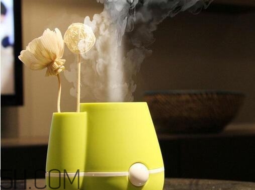 加濕器噴熱氣好嗎？加濕器噴熱氣好還是噴冷氣好？