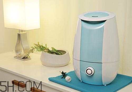 冬天用加濕器用什么水？加濕器上的水垢用什么清洗？