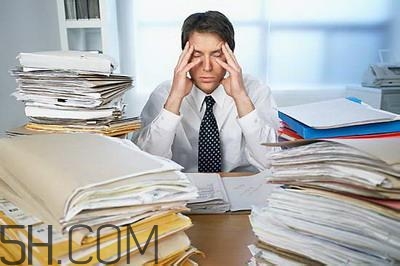 什么樣的人會(huì)得焦慮癥？焦慮癥如果不治會(huì)好嗎？