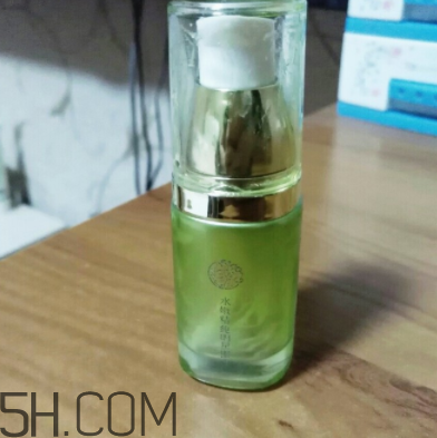 百雀羚眼霜孕婦能用嗎？百雀羚眼霜好用嗎？