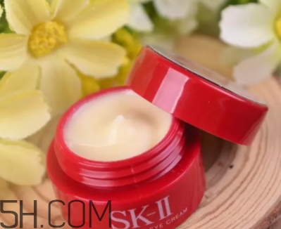 百優(yōu)眼霜和sk2眼霜哪個好？百優(yōu)眼霜和sk2眼霜對比