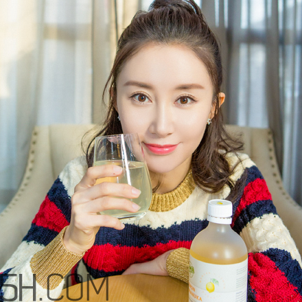 吃酵素便秘怎么辦？女人喝酵素的好處