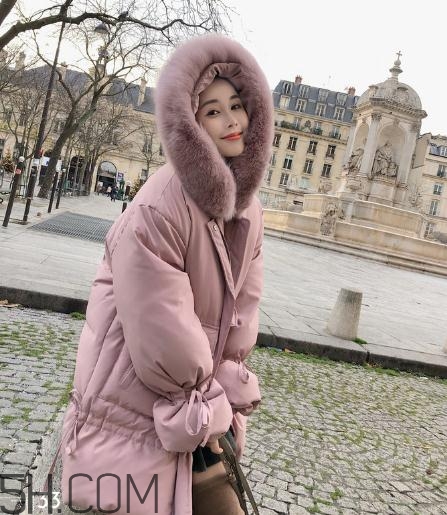 羽絨服充絨量和含絨量什么區(qū)別？羽絨服充絨量多少暖和？