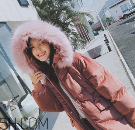 白鴨絨羽絨服多少錢？白鴨絨羽絨服600多貴嗎？