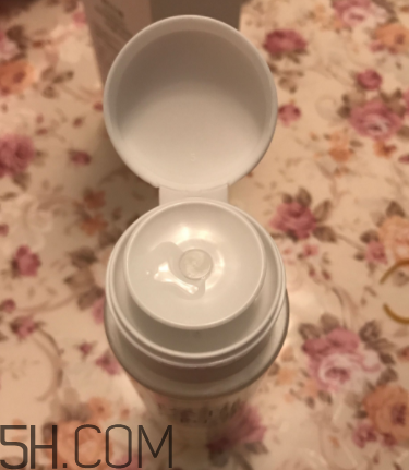 歐詩漫卸妝水辣眼睛嗎？歐詩漫卸妝水評測