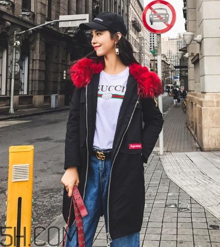 黑色派克服怎么搭配？黑色派克大衣搭配圖