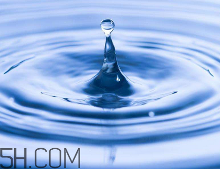 雙氧水會(huì)痛嗎？雙氧水會(huì)和什么反應(yīng)？