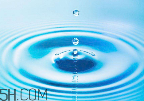 雙氧水能治牛皮癬嗎？雙氧水能去除血漬嗎？