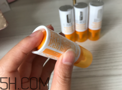 倩碧維C修復(fù)安瓶用在哪一步？能美白嗎？