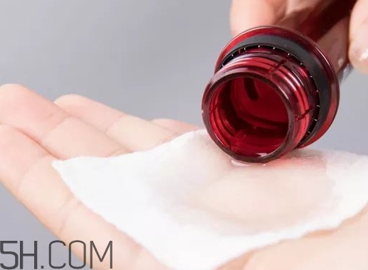 濕敷和面膜哪個先用？濕敷和面膜的順序