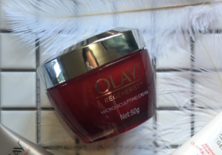 olay大紅瓶面霜適合白天用嗎？能見光嗎？