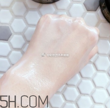 ysl名模肌密卸妝膏好用嗎？卸妝膏適合卸哪個部位？
