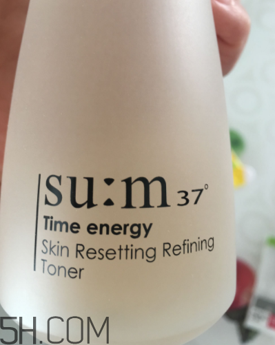 sum37修膚水是爽膚水嗎？功效是什么？